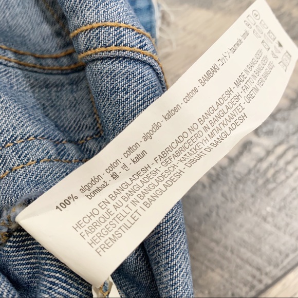 Zara Mid-Rise Denim Skirt. Dark Wash. Frayed Hem. - Picture 8 of 8